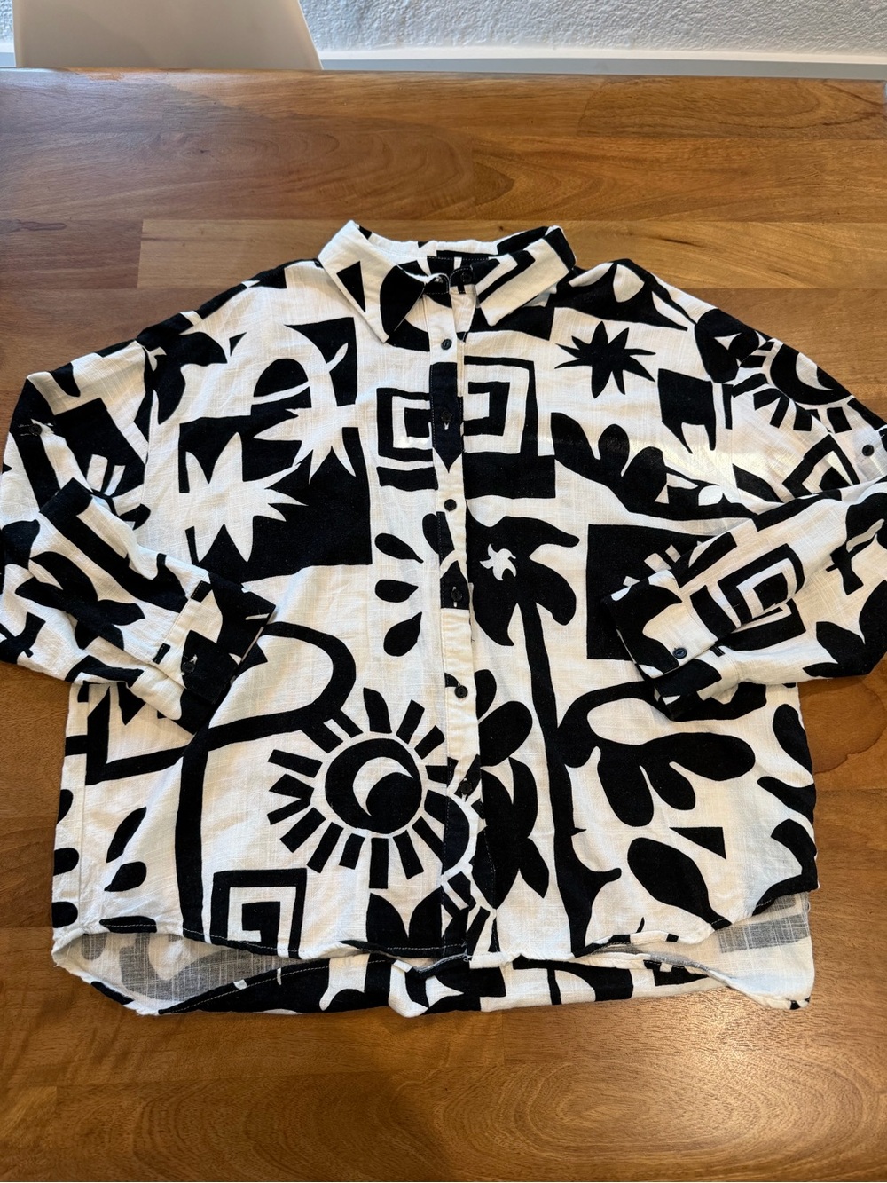 Paper Heart Black & White Abstract Linen Blend Button-Down Shirt Size Medium
